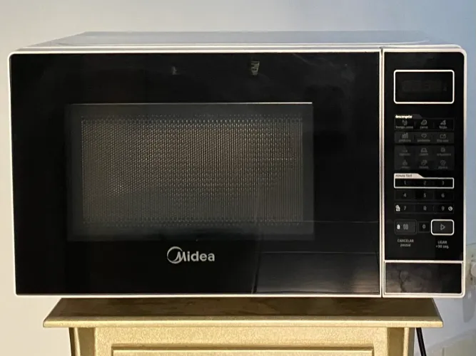 Micro-ondas 20 Litros - Midea