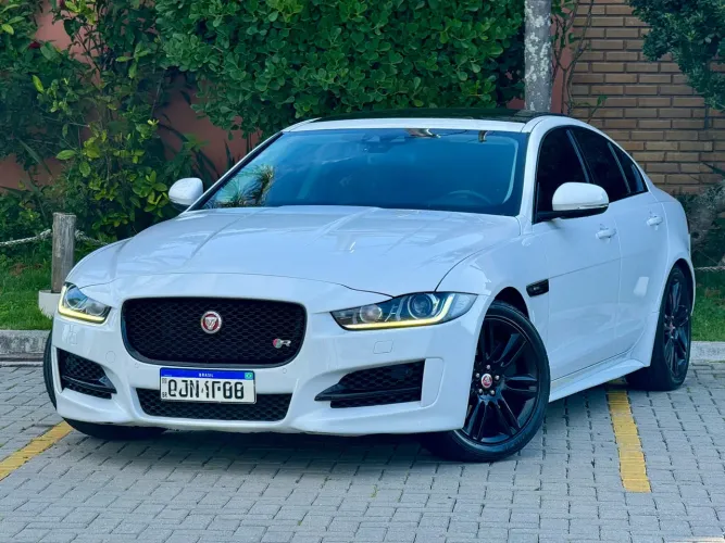 Jaguar XE 2.0 Turboch. R-sport 240/250cv Aut. 2016