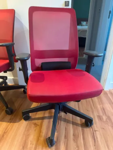 Cadeira Escritório Ergonômica Tela Mesh Braços Reguláveis