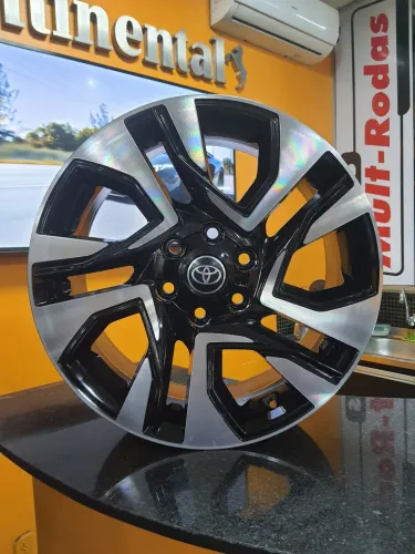 Roda Hilux SRX Diamond Aro 18