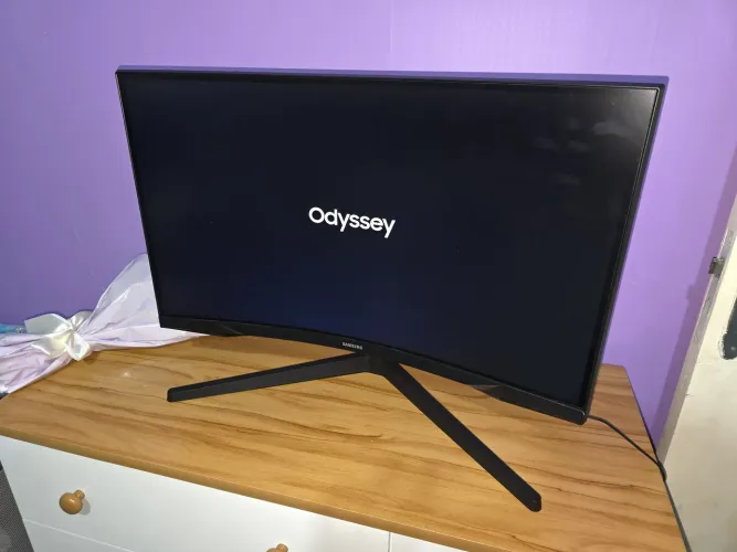 Monitor Samsung Odyssey G5 27 Polegadas