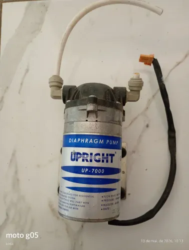 Bomba de Diafragma Pressurizadora, especificamente o modelo Upright UP-7000.