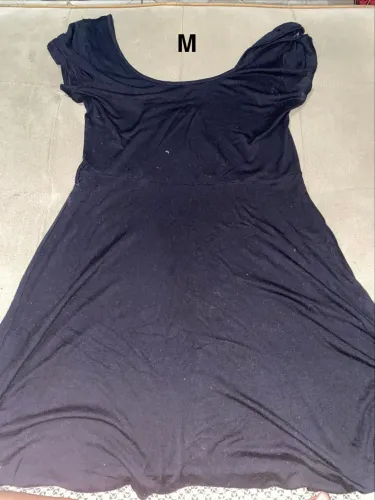 Vestido preto (Tamanho M)