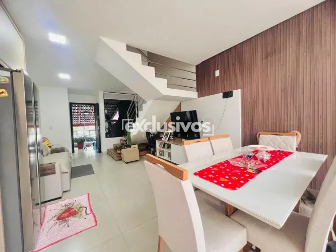 Geminado semimobiliado com 2 suítes, 86m² no Santo Antônio em Joinville/SC