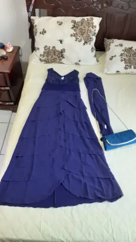 Vestido de festa + Bolsa