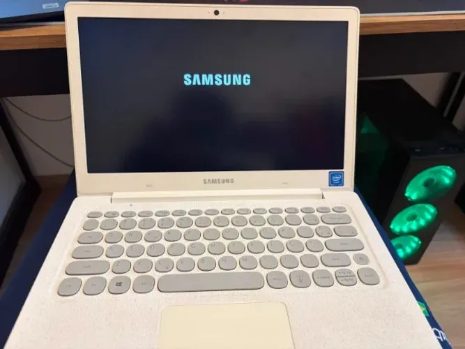 Notebook Flash F 30 - SAMSUNG