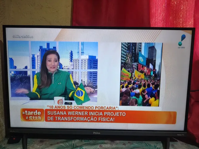 Vendo ou troco televisão Philco smart TV de 32 por um monitor de PC e mais uma volta