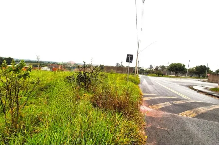 Terreno à venda com 126m² no Residencial Campo Florido em Campinas/SP