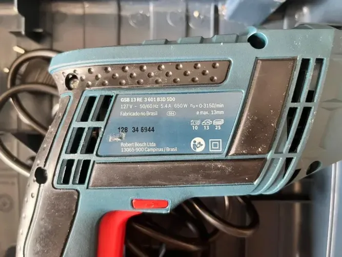 Bosch Furadeira de Impacto GSB 13 RE 650W 127V com maleta