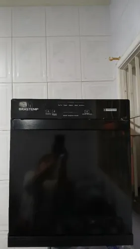 Semi Nova - Lava Louça Brastemp 8 Serviços 5 Programas Preta 220v