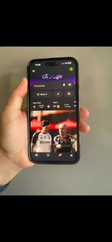 15 plus 512 GB com pequena manca porém todo original