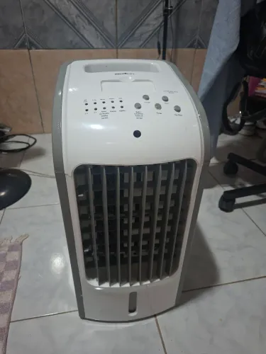 Umidificador/Climatizador de Ar Britânia - Excelente Estado