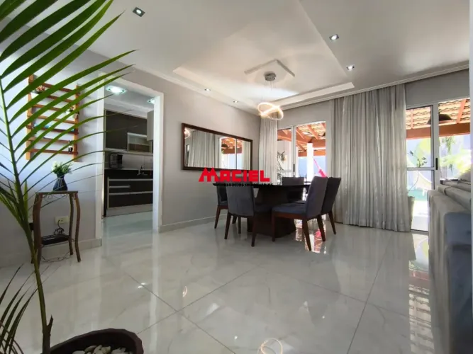 CASA COM 3 DORMITÓRIOS A VENDA, 200m² - VILA BRANCA -