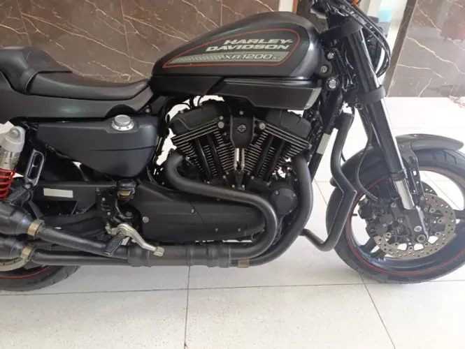 Harley-Davidson XR 1200X 1200cc - 22.000km muito nova
