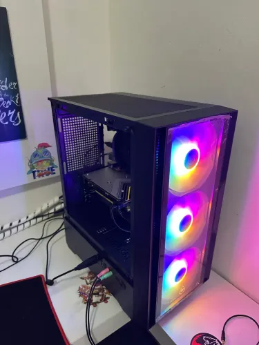 PC Gamer Completo i5 9400F | RX 5500 XT 8GB | 16GB RAM | SSD NVMe | Kit Gamer Incluso