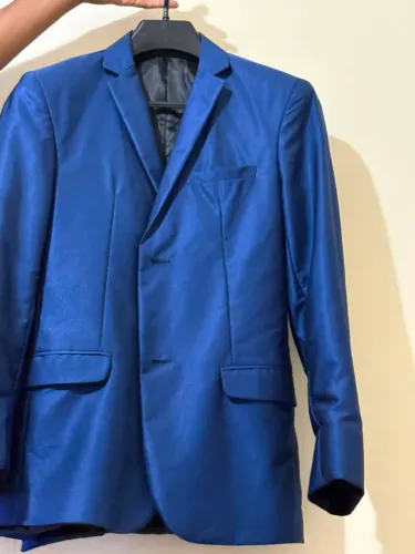 Terno super elegante tamanho 44 com calça tamanho 40