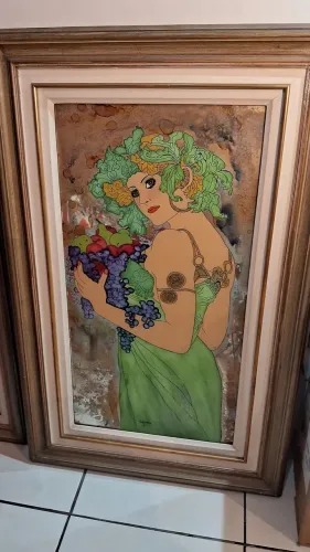 Quadro espelhado com desenho Mucha . A moldura madeira  Medidas:  1.12 x 75 nao enviamos 