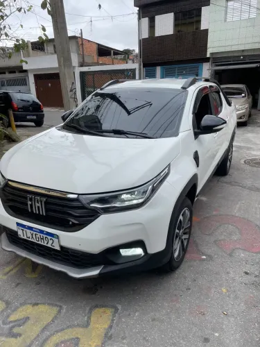 Fiat Strada Volcano 1.3 Flex 8V CD 2025