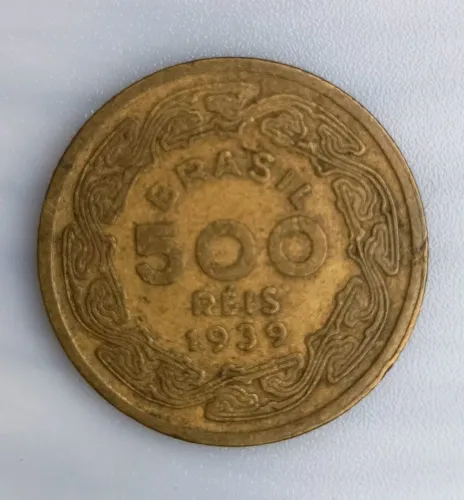 moeda brasileira de 500 Réis do ano de 1939,