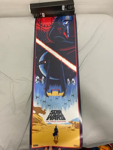 Kit de colecionador Star Wars: 4 pôsteres, 3 capas de almofada e 1 placa metálica 