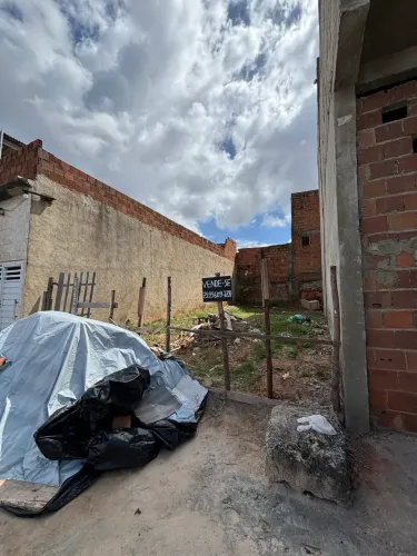 Vendo terreno no bairro Dom Luciano 