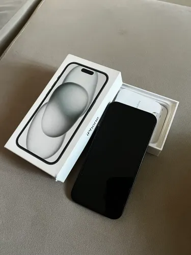 Iphone 15- 128gb em ótimo estado