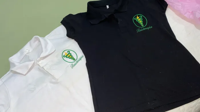 Blusas curso fisioterapia bordadas