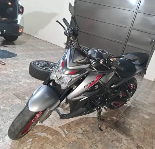 SUZUKI GSX-S1000 2023 17.550 KM