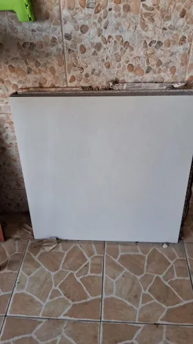 Vendo 5 Porcelanato Delta 84x84 polido