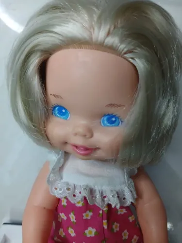 Boneca estrela passinho