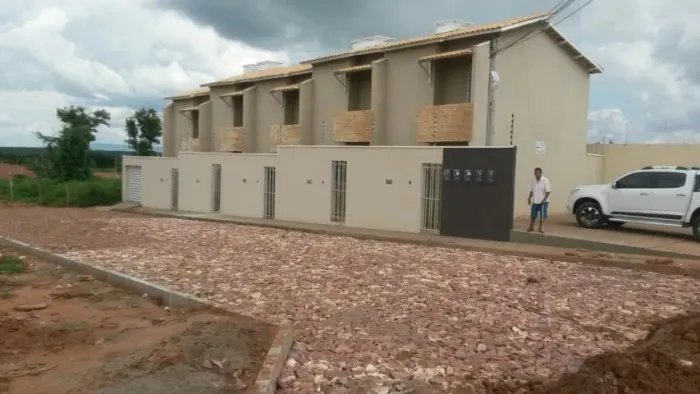 Alugo Casa no Loteamento Parque do Sol