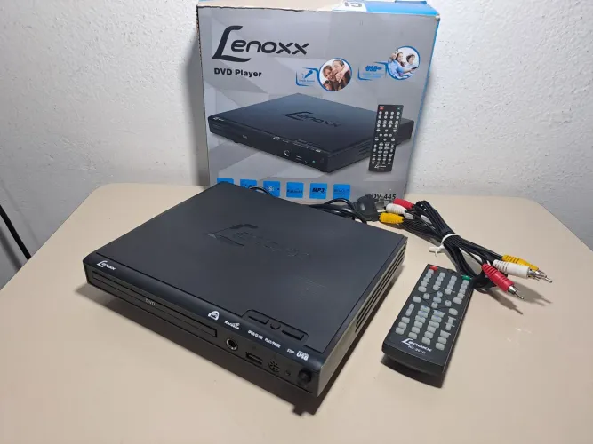 DVD Player Lenoxx DV-445B muito novo completo 