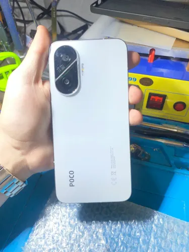 Vendo poco f7 seminovo com a caixa do aparelho