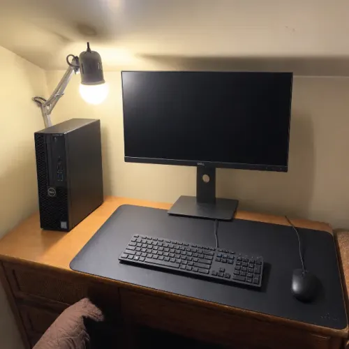 Workstation DELL 24 GB de RAM com placa de vídeo e SSD + Monitor DELL 27 polegadas