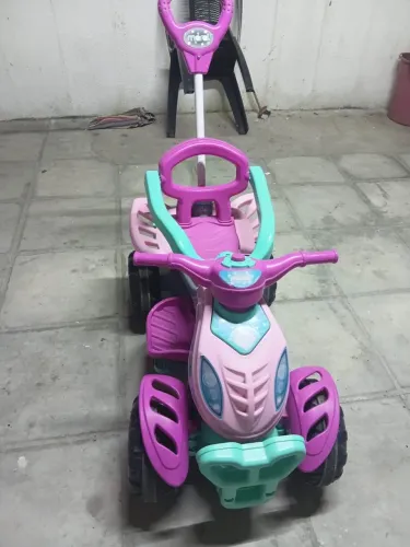 Carrinho de passeio infantil  