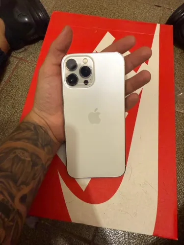 VENDO IPHONE 13 PRO MAX