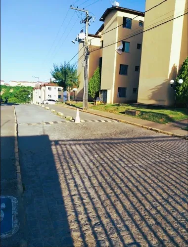 Alugo apartamento no condomínio nova Canaã 
