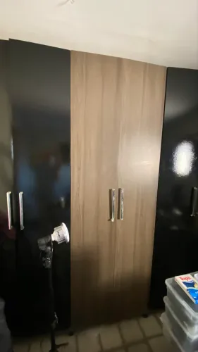 Doação Guarda-roupa 