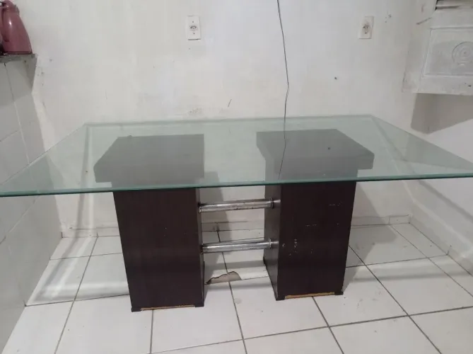 Mesa de 6 cadeiras / sem as cadeiras
