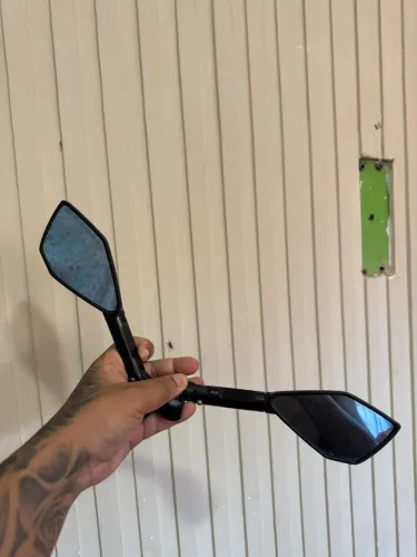 RETROVISOR ESPORTIVO RIZOMA
