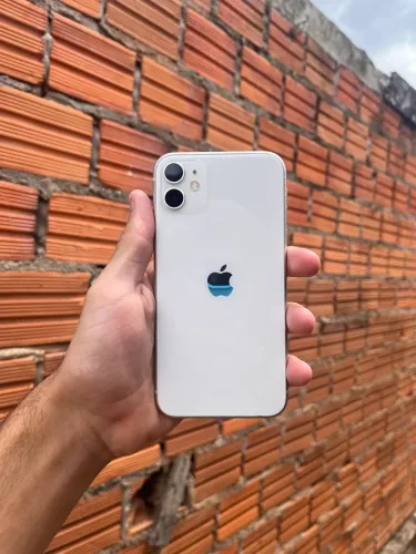 iPhone 11 64 gb branco 