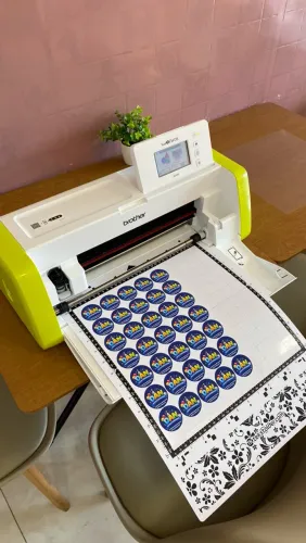 Maquina Cortadora Brother ScanNCut SDX85 + Papelaria