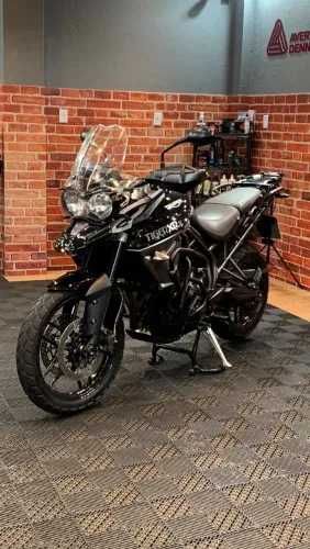 TRIUMPH TIGER 800 XRX