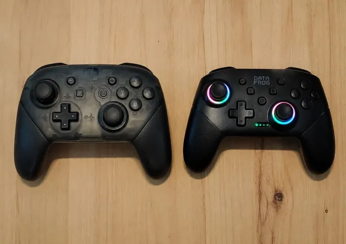 Dois Controles Nintendo Switch - o Pro Controller está com drift