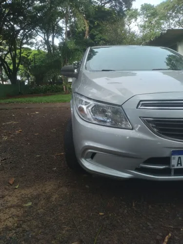 Chevrolet Onix Hatch LT 1.0 8V Flex Power Mec. 4P 2015