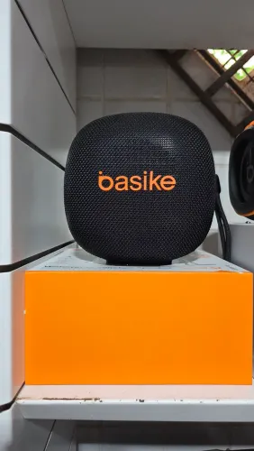 Caixa de Som Basike (SOMOS LOJA)