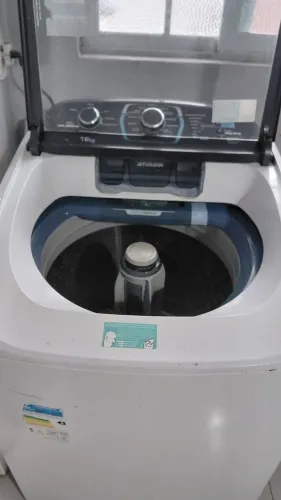 Máquina de lavar e centrífuga Electrolux 16kg