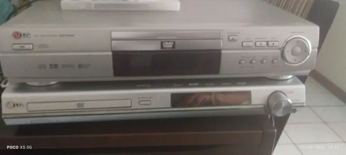 2 Dvds player LG