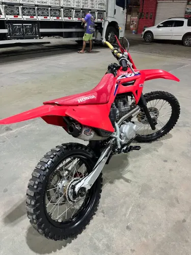 Crf 230 f a venda