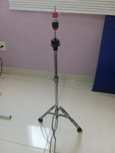 Presilhas de chimbal e Extensor de hihat.